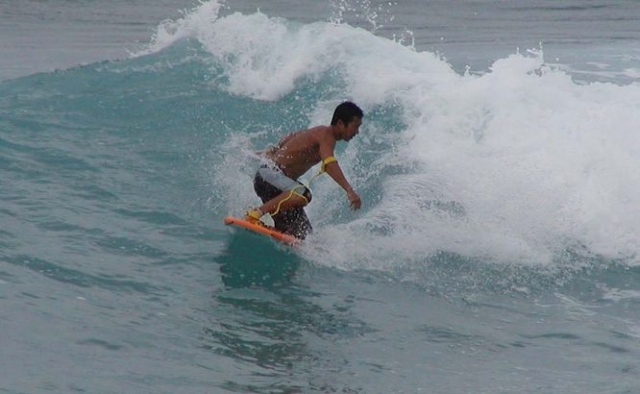 Surf pour tous a St Gilles Croix de Vie.jpg